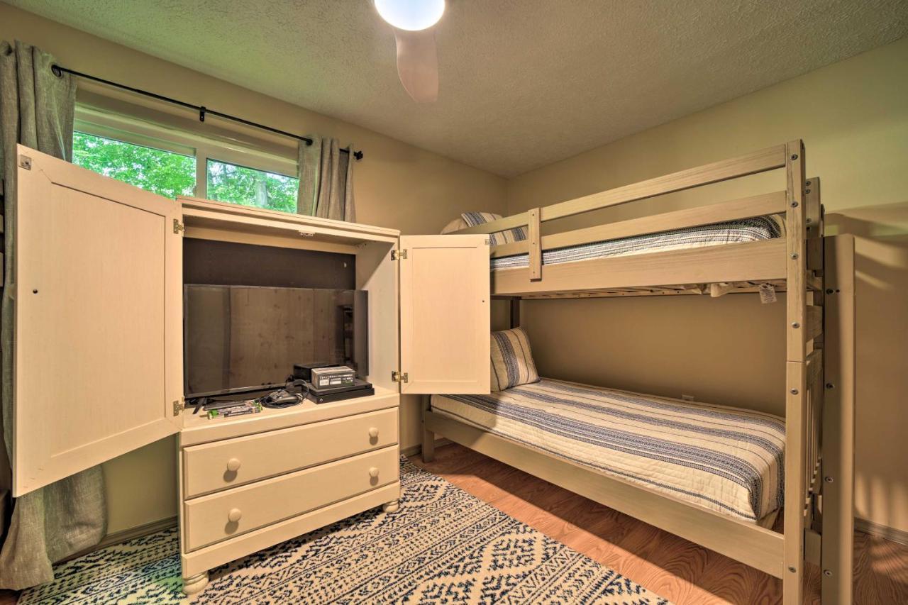 Charming Maggie Valley Getaway With Fire Pit! Экстерьер фото